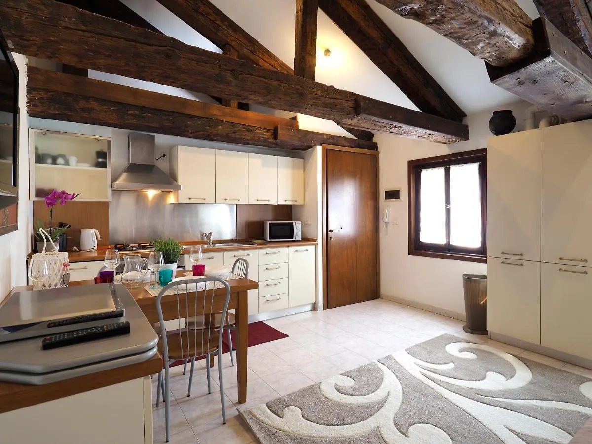 Palazzo Preziosa - Rialto Apartment Venice