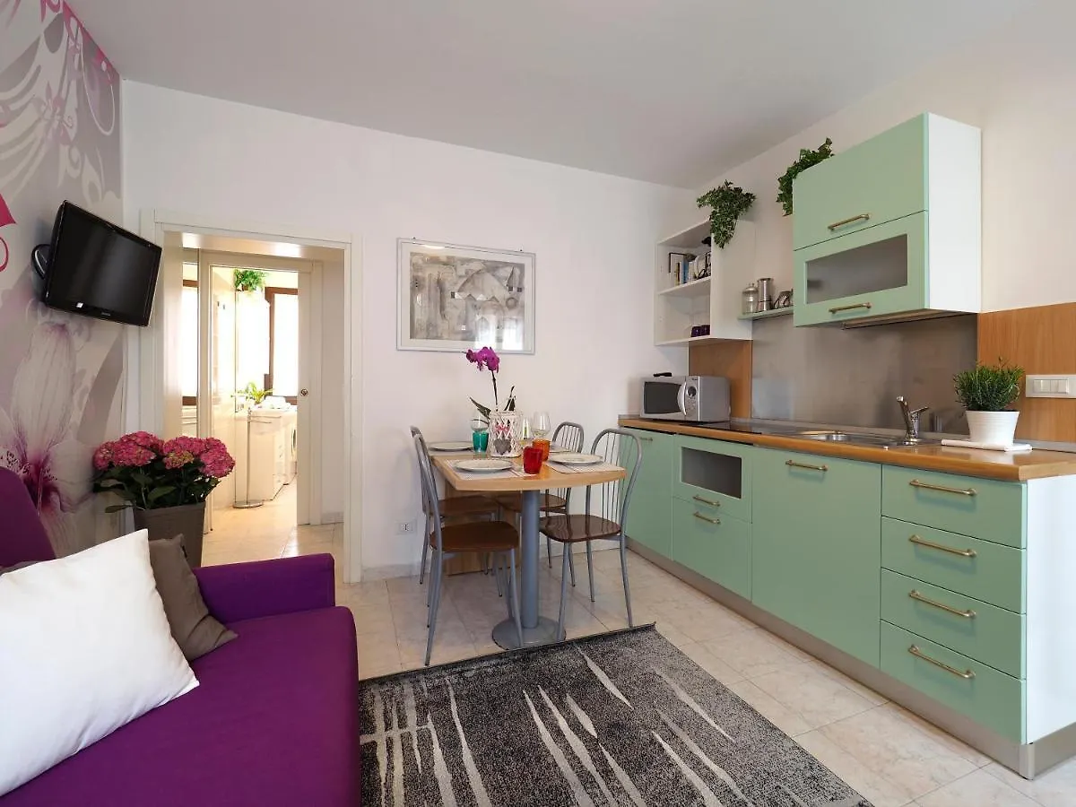 Palazzo Preziosa - Rialto Apartment Venice Italy